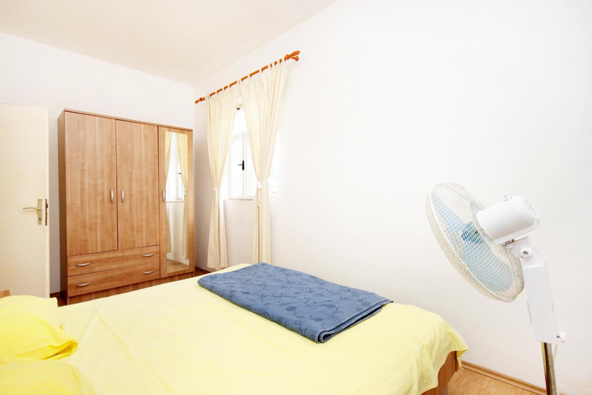 Apartments By The Sea Zavalatica, Korcula - 189 Rum bild
